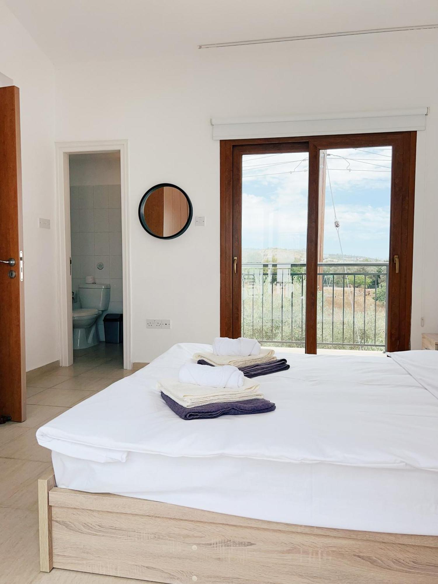 White Mountain Pool Villas Paphos Buitenkant foto